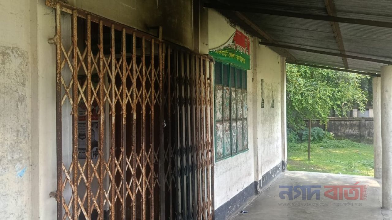 বিএন&zwnj;পি কার্যাল&zwnj;য়ে দুর্বৃত্তের আগুন, সকালে ছড়ালো উত্তেজনা