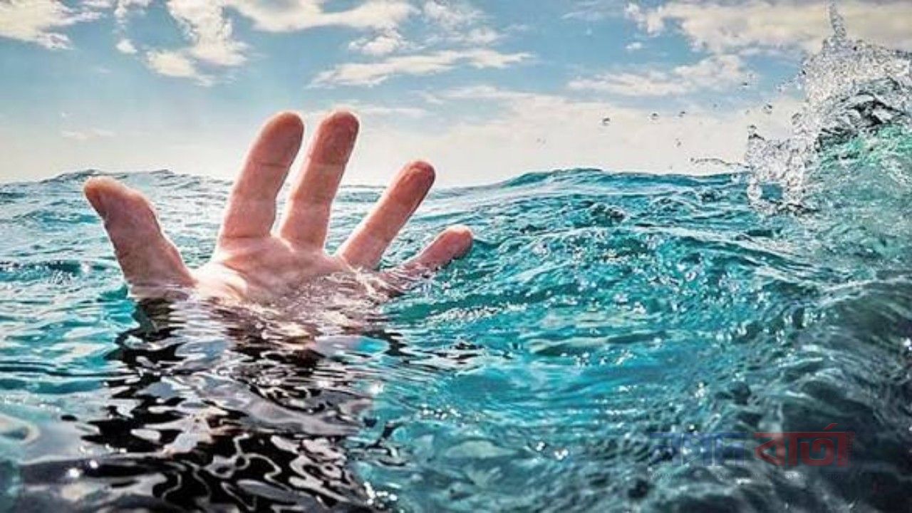 চাঁপাইনবাবগঞ্জে পদ্মায় নিখোঁজের ২৭ ঘণ্টা পর স্কুলছাত্রীর মরদেহ উদ্ধার