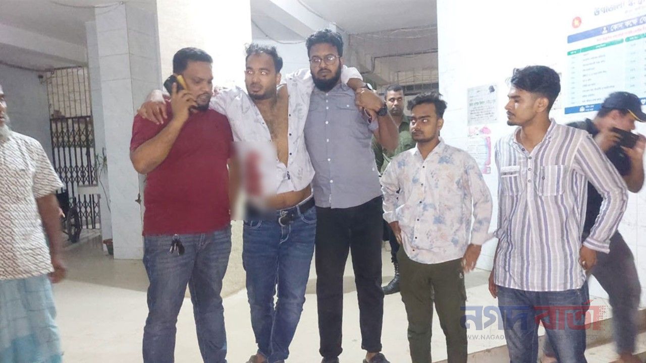 মোটরসাইকেলে এসে এলোপাতাড়ি গুলি, বিকাশ এজেন্টের &lsquo;৩ কোটি&rsquo; টাকা ছিনতাই