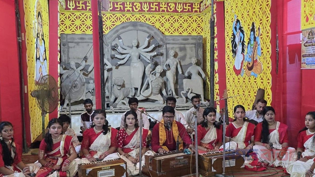 ব্রাহ্মণবাড়িয়ায় উৎসবমুখর পরিবেশে মহালয়া উদযাপন