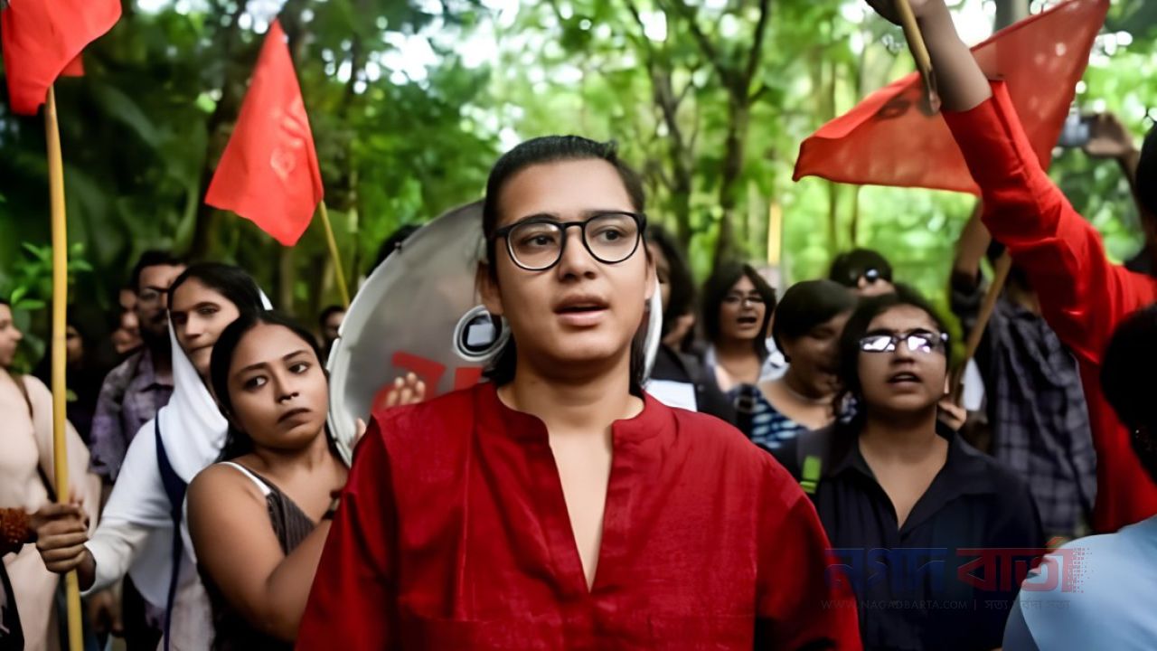 বিক্ষোভকারীদের লক্ষ্য সরকার পরিবর্তন, নেহা বোরার &lsquo;বাংলাদেশের আন্দোলন পথ দেখিয়েছে&rsquo; ভিডিও নিয়ে বিজেপি